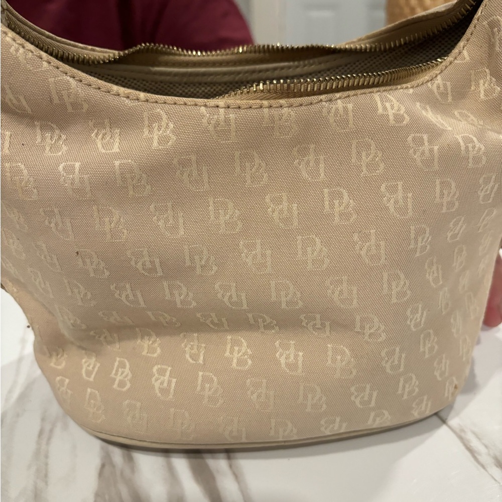 Dooney & Bourke Tan Women's Bag